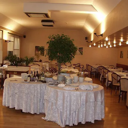 Hotell Helios & Terrazza Mia 4*
