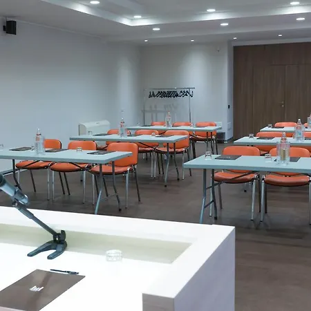 Hotell Helios & Terrazza Mia Monza